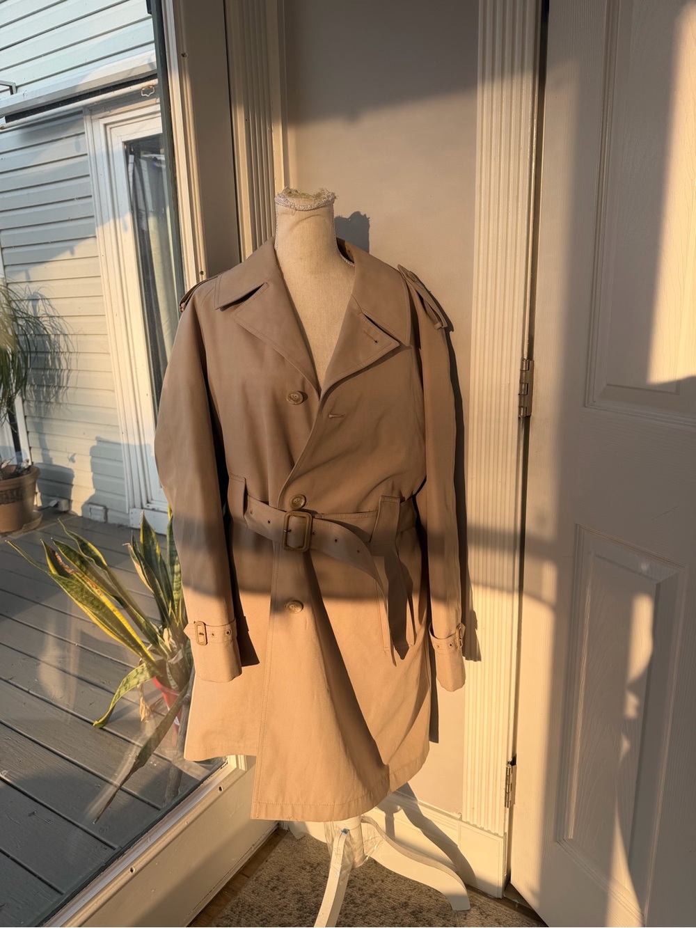 Classic Men's Beige Trench Coat with Belt